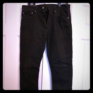 Perfectly worn Levi’s 522